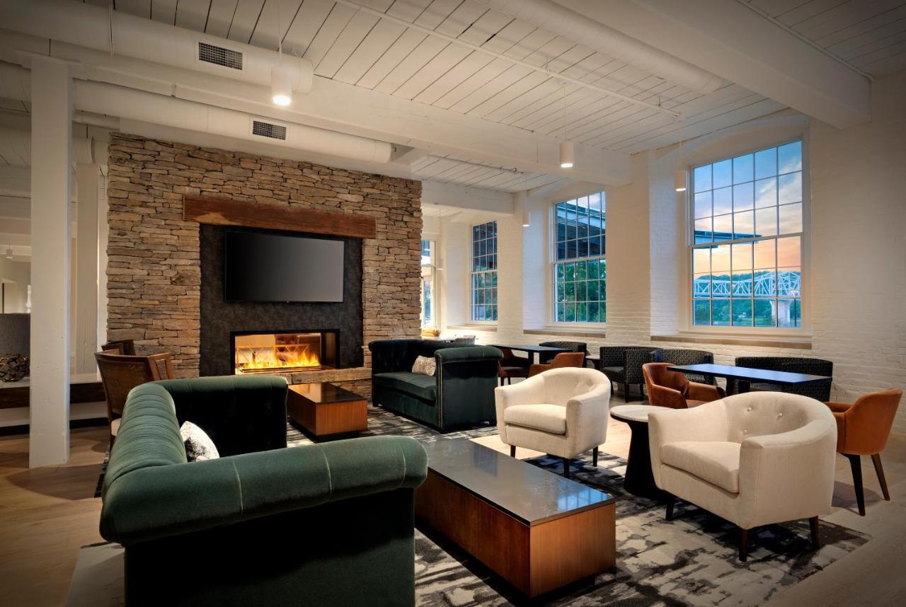 Fairfield Inn & Suites Madison Historic Eagle Cotton Mill מראה חיצוני תמונה