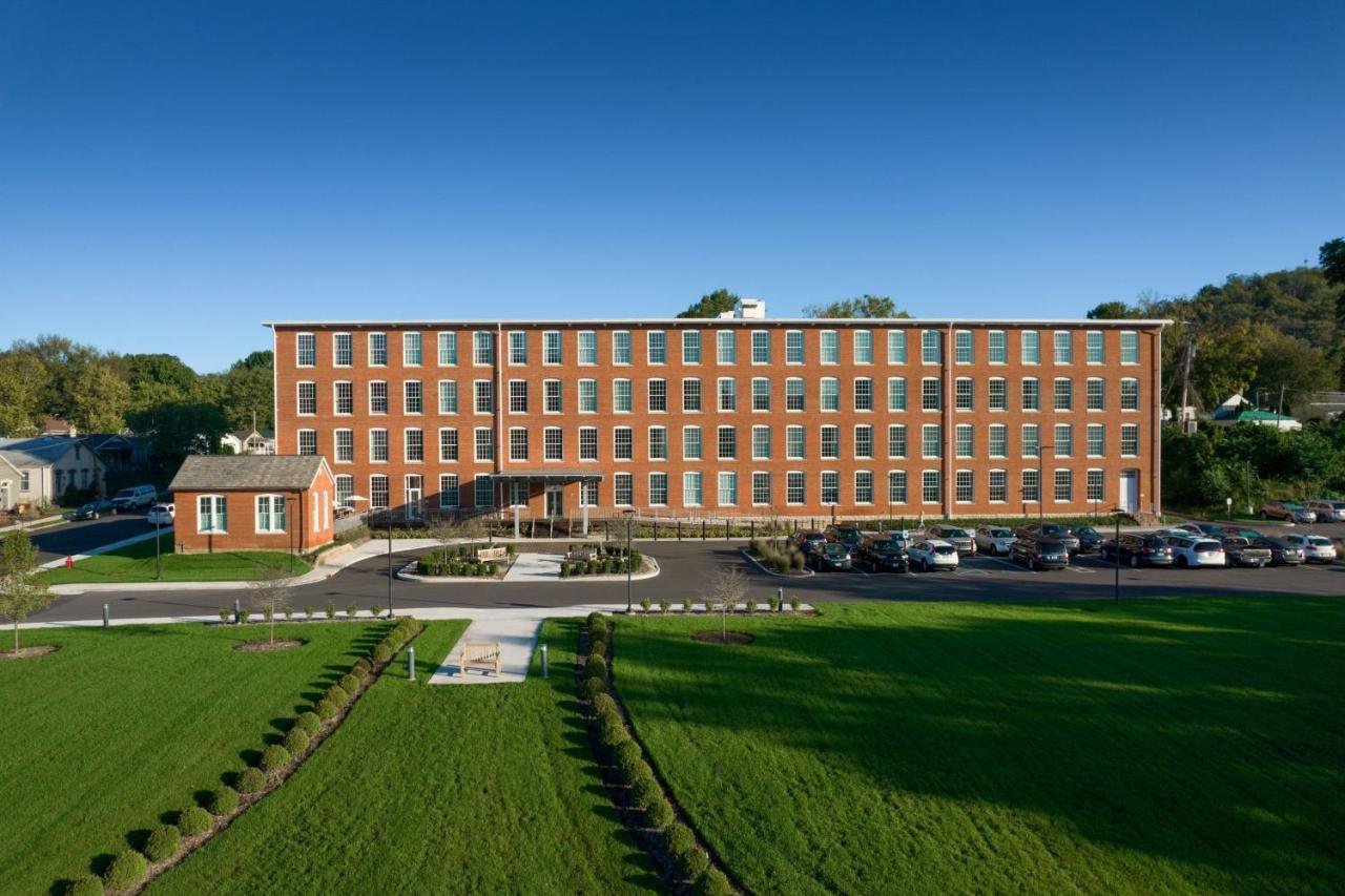 Fairfield Inn & Suites Madison Historic Eagle Cotton Mill מראה חיצוני תמונה