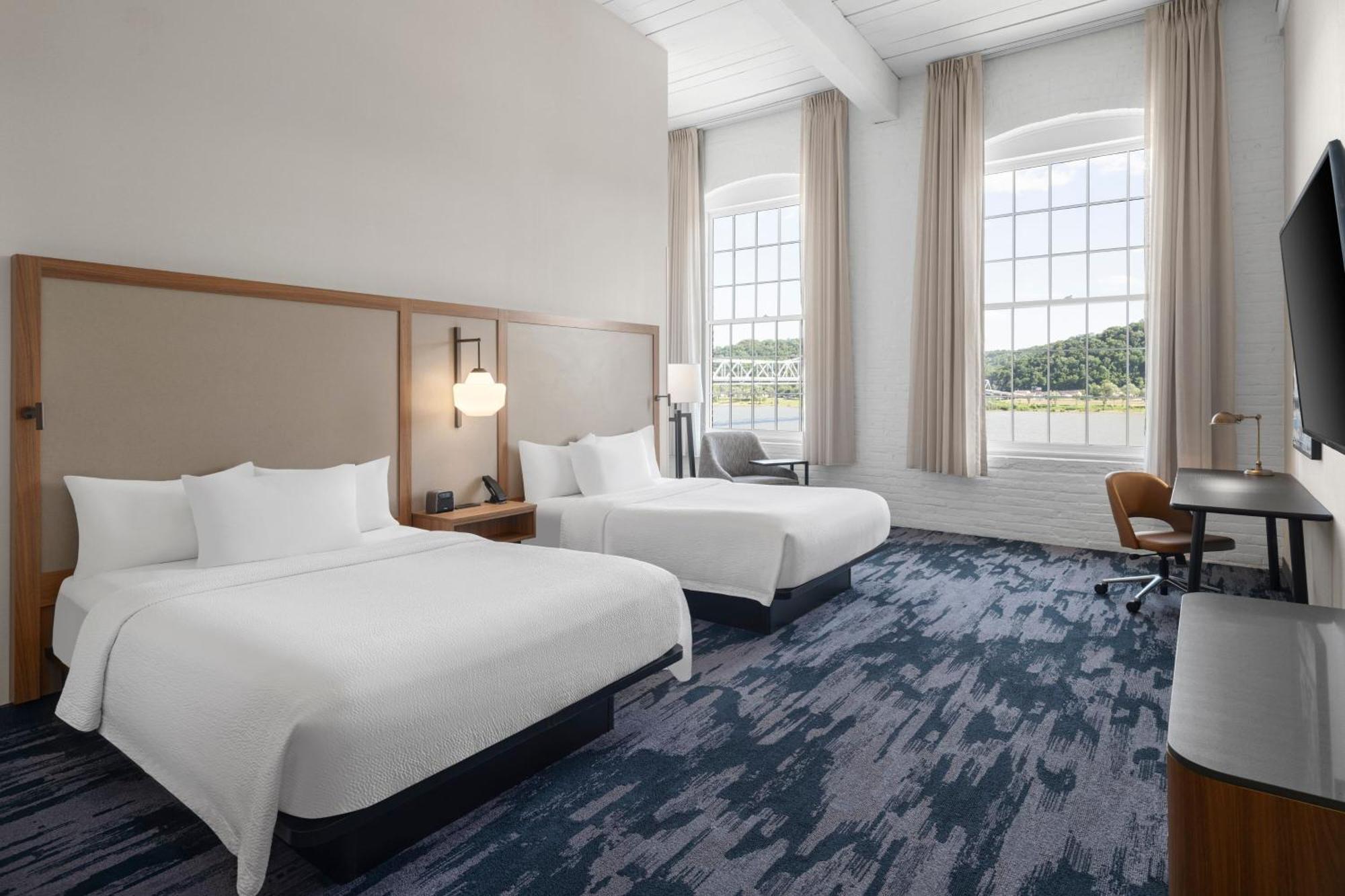 Fairfield Inn & Suites Madison Historic Eagle Cotton Mill מראה חיצוני תמונה